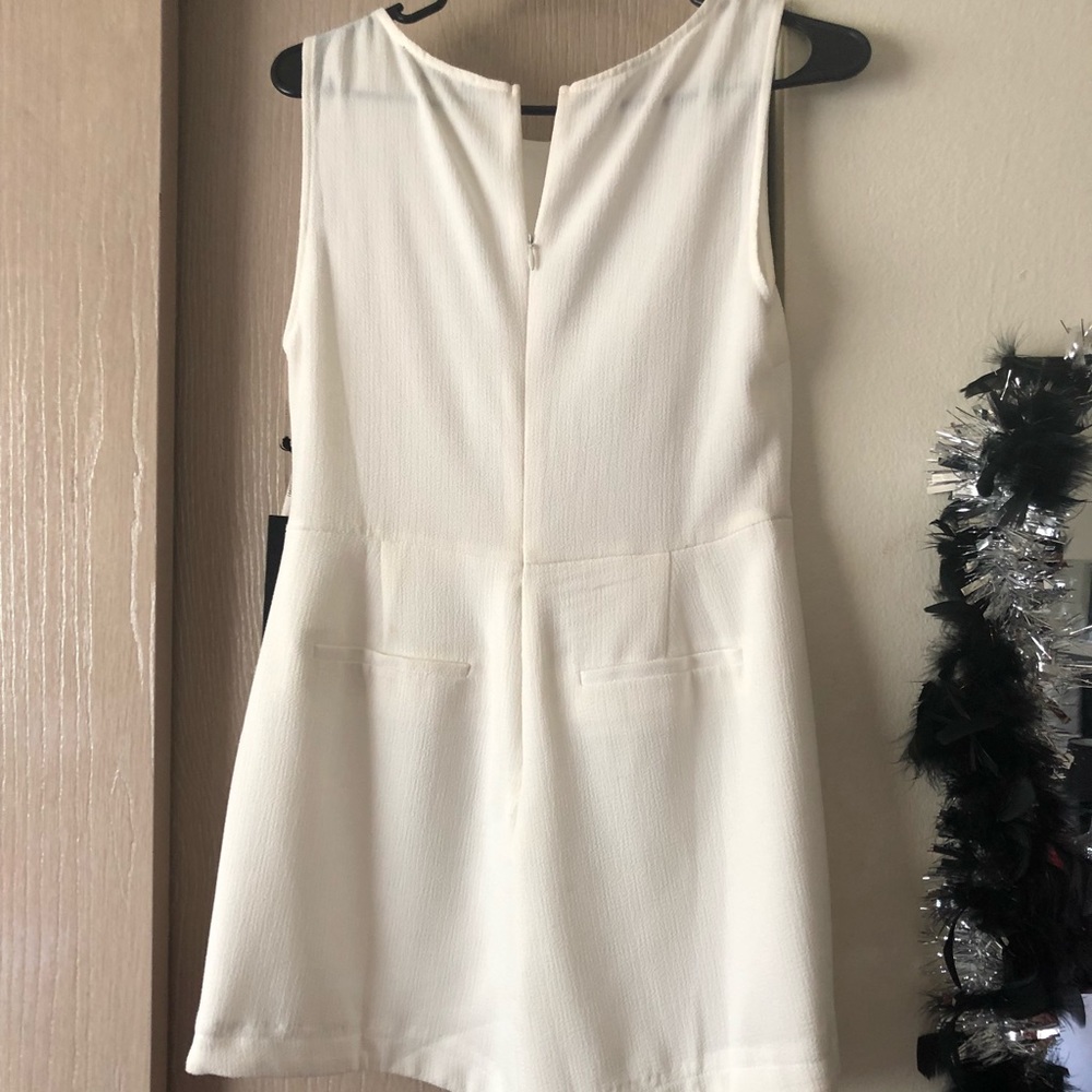Cream romper